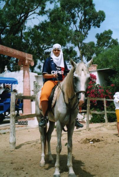 Sur mon cheval blanc...